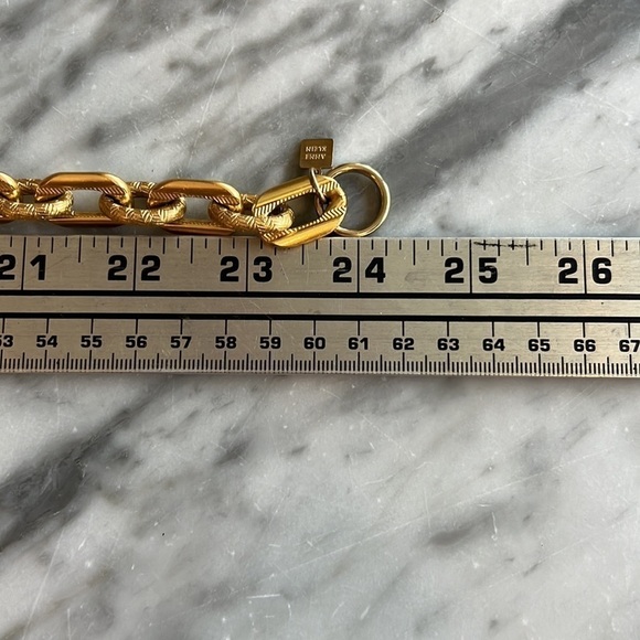 ANNE KLEIN Vintage Gold Tone Necklace, Signed, Lightweight, 24” Length - Picture 4 of 6